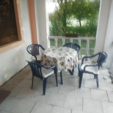 Daire Gacinovic Banja Vrujci Popadic